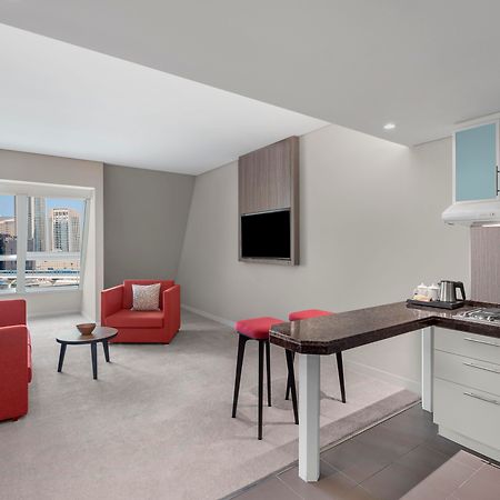 דובאי Leva Hotel Mazaya Centre מראה חיצוני תמונה