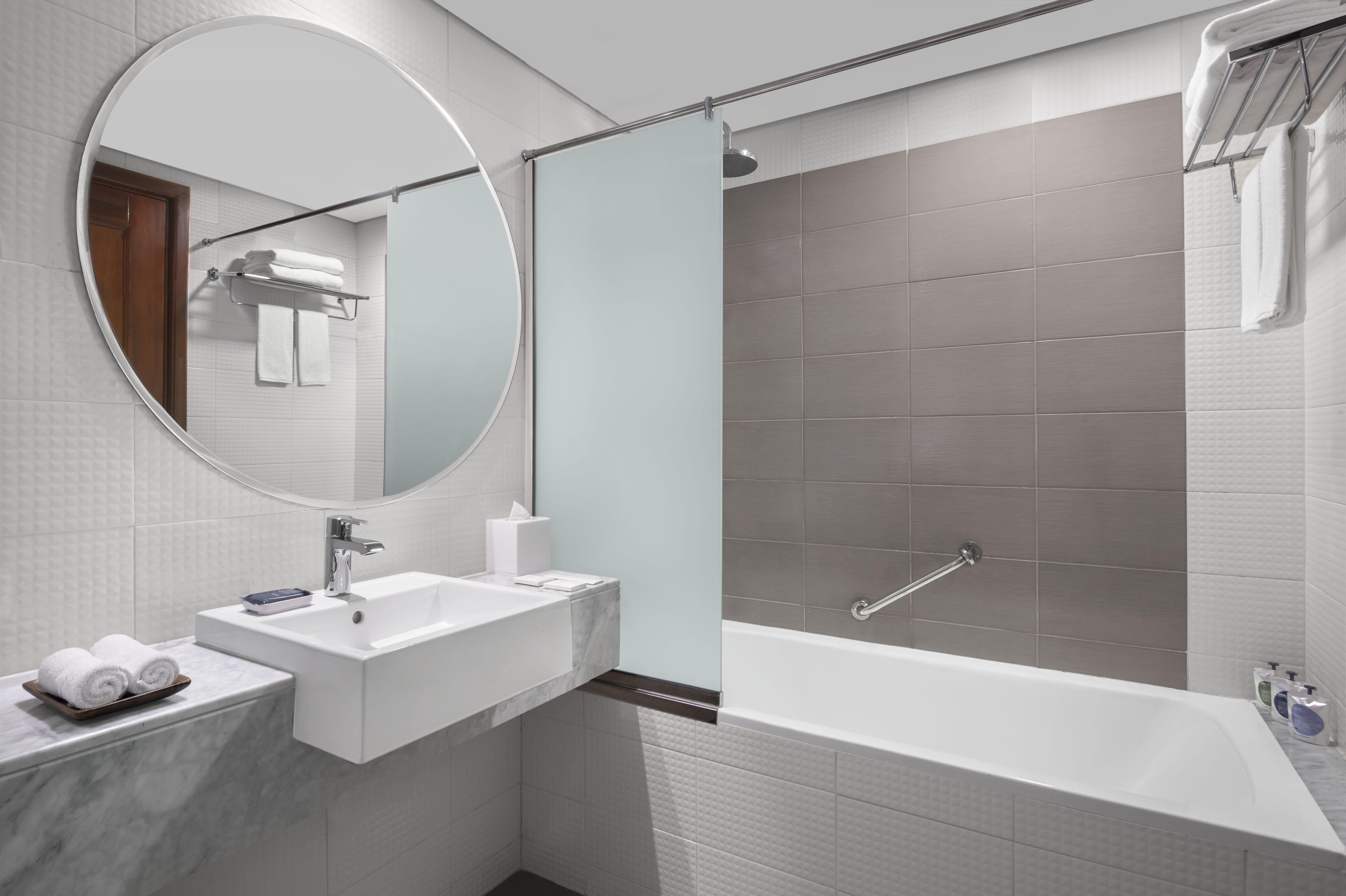 דובאי Leva Hotel Mazaya Centre מראה חיצוני תמונה