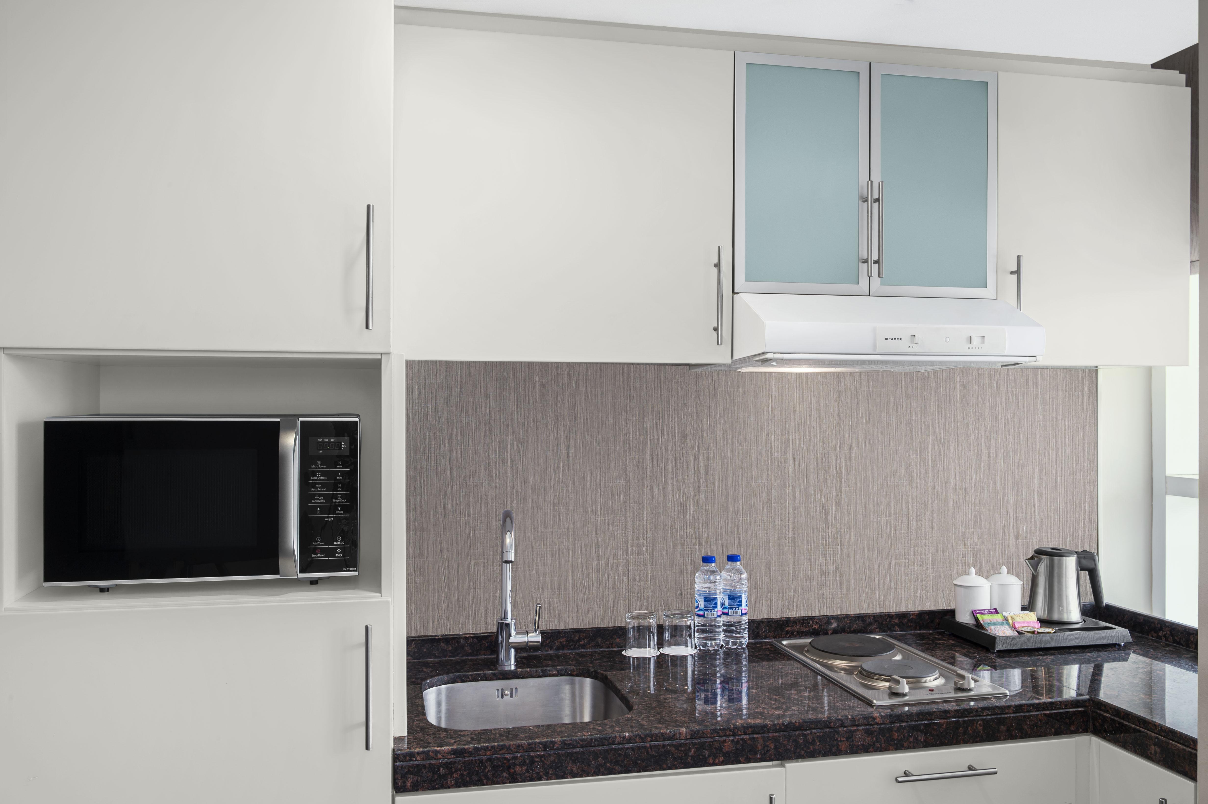 דובאי Leva Hotel Mazaya Centre מראה חיצוני תמונה
